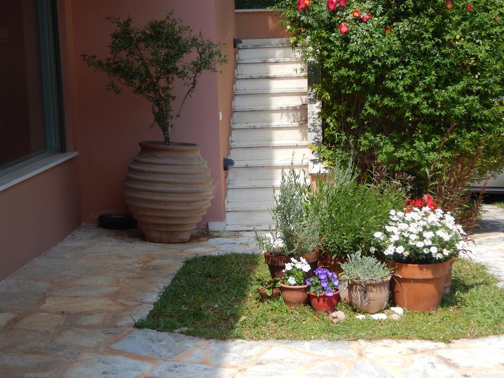 Slow Living Beautiful Villa Rafína Exterior foto